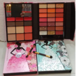 Kemasan palet eyeshadow Anylady yang dijual di pasaran