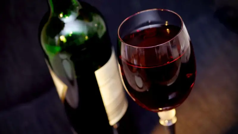 Anggur Merah Halal atau Haram? Ini Fakta Lengkapnya